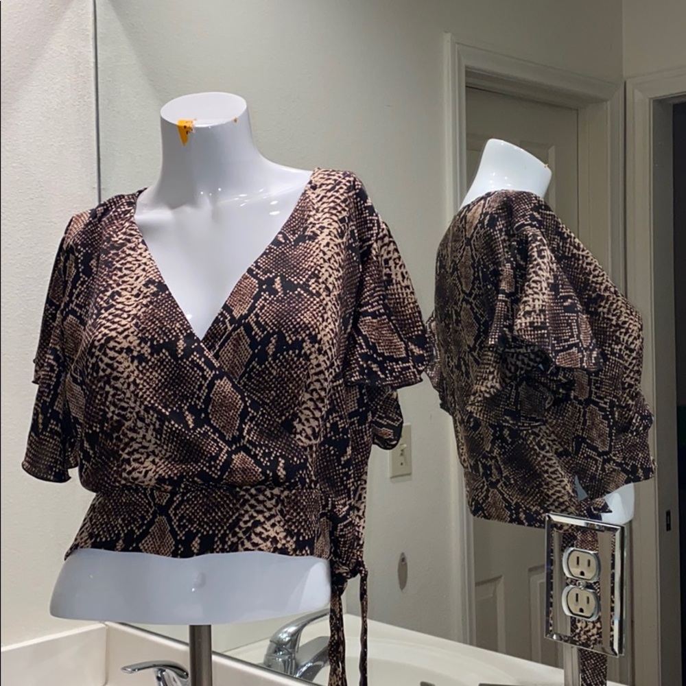 Animal print crop top